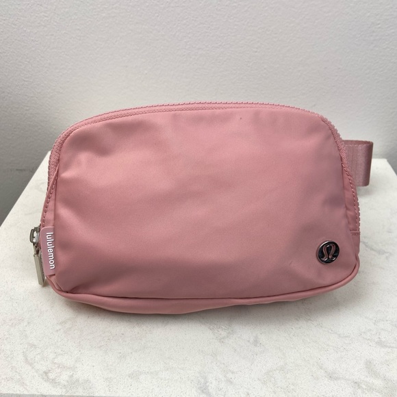 lululemon athletica Handbags - Lululemon Everywhere Belt Bag Patel Pink